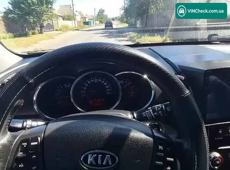 Kia Sorento 2010, фото з оголошення 2 з 13, VIN KNAKU814DB5117014