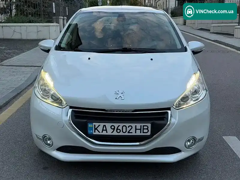 Peugeot 208 2014, фото з оголошення 2 з 20, VIN VF3CC9HP8EW002483