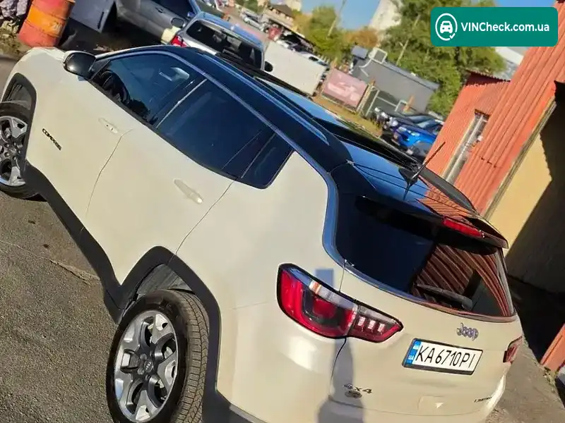 Jeep Compass 2018, фото з оголошення 2 з 20, VIN 3C4NJDCB6JT478869