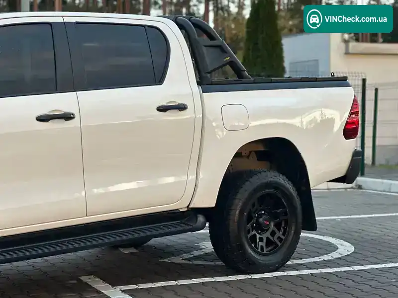 Toyota Hilux 2017, фото з оголошення 2 з 21, VIN MR0HA3CD800708630