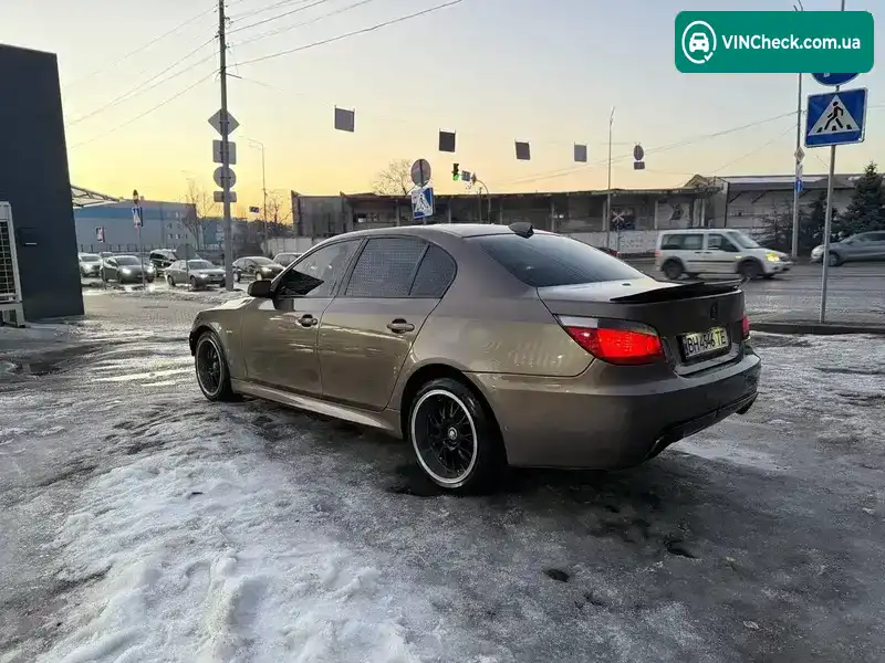 BMW 5 Series 2005, фото з оголошення 2 з 5, VIN WBANC51070CN34360