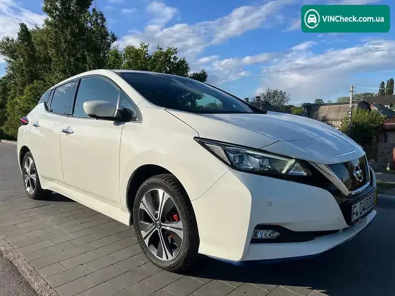 Nissan Leaf 2019, фото з оголошення 1 з 17, VIN SJNFAAZE1U0090020