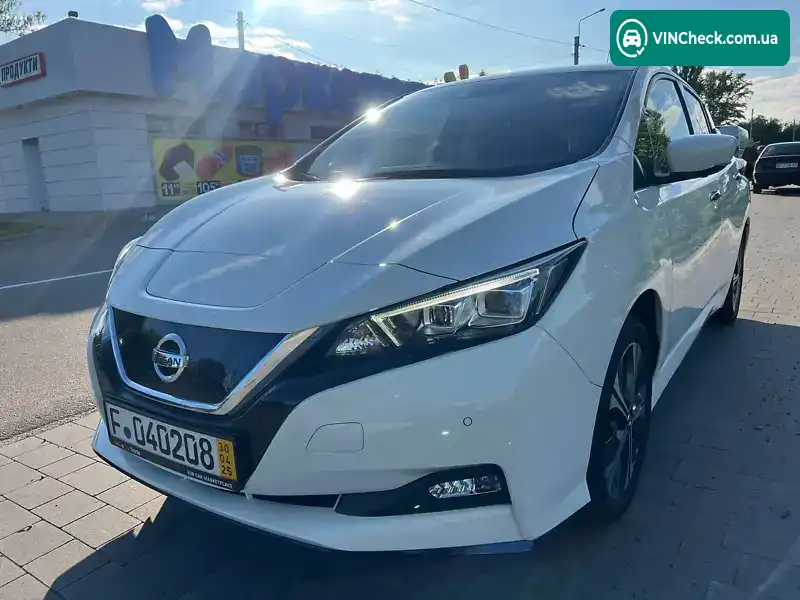 Nissan Leaf 2019, фото з оголошення 2 з 17, VIN SJNFAAZE1U0090020