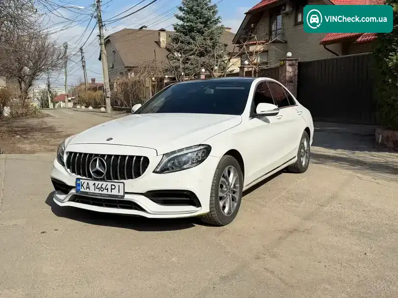 Mercedes-Benz C-Class 2017, фото з оголошення 1 з 15, VIN 55SWF4KB2HU227152