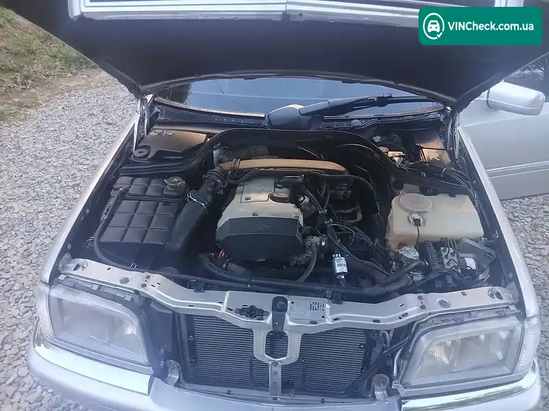 Mercedes-Benz C-Class 2000, фото з оголошення 2 з 10, VIN WDB2020181A863461
