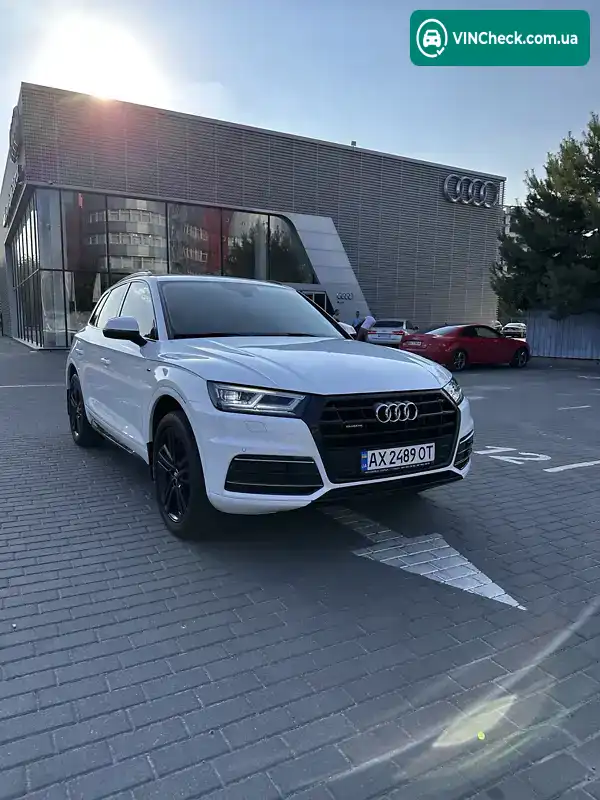 Audi Q5 2018, фото з оголошення 2 з 20, VIN WA1BNAFY0J2133290