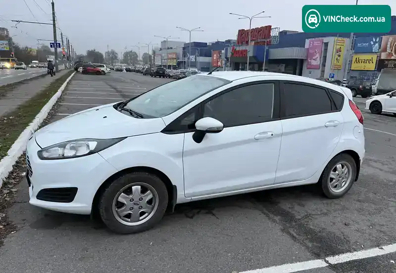 Ford Fiesta 2015, фото з оголошення 2 з 21, VIN WF0DXXGAKDFD89624