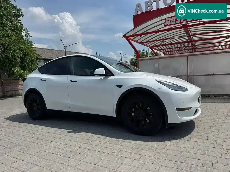 Tesla Model Y 2021, фото з оголошення 2 з 10, VIN 7SAYGDEE6NF321174