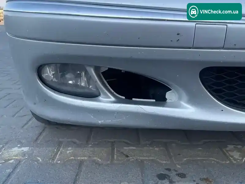 Mercedes-Benz E-Class 2004, фото з оголошення 2 з 21, VIN WDB2110261A698537