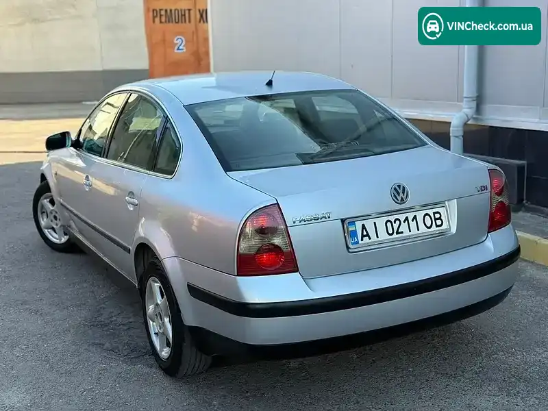 Volkswagen Passat 2001, фото з оголошення 2 з 20, VIN WVWZZZ3BZ2P123412