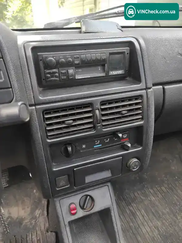 Citroen AX 1992, фото з оголошення 2 з 20, VIN YF7ZAZU00182U4631