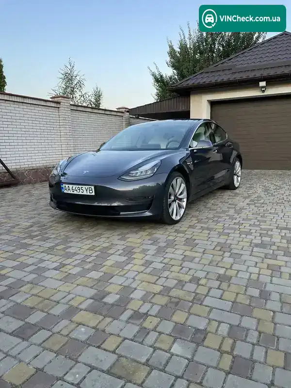 Tesla Model 3 2019, фото з оголошення 1 з 20, VIN 5YJ3E1EB5KF231575