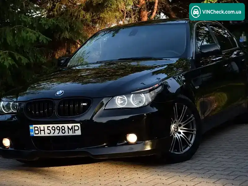 BMW 5 Series 2005, фото з оголошення 2 з 13, VIN WBANE31080B949854