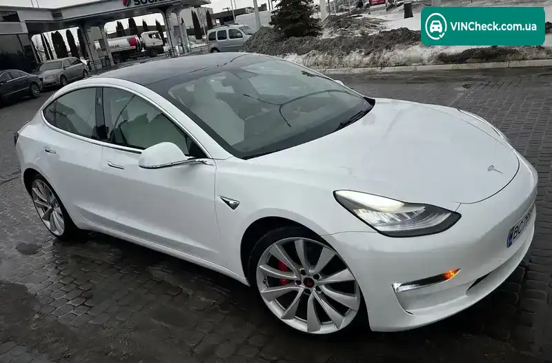 Tesla Model 3 2018, фото з оголошення 1 з 21, VIN 5YJ3E1EB0JF081308
