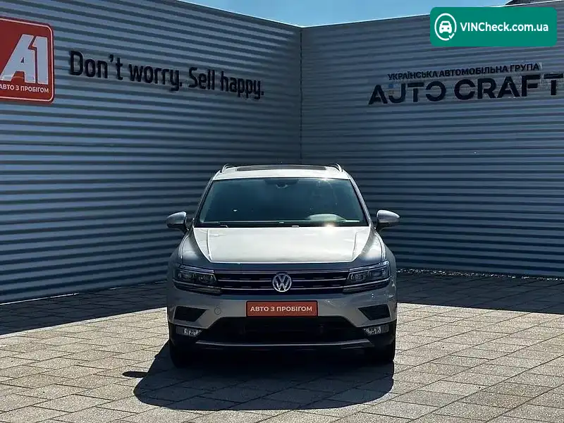 Volkswagen Tiguan 2019, фото з оголошення 2 з 20, VIN 3VV2B7AX7KM105787