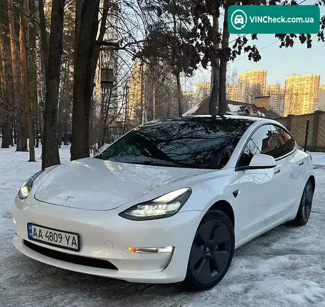 Tesla Model 3 2021, фото з оголошення 2 з 21, VIN 5YJ3E1EA5MF048171
