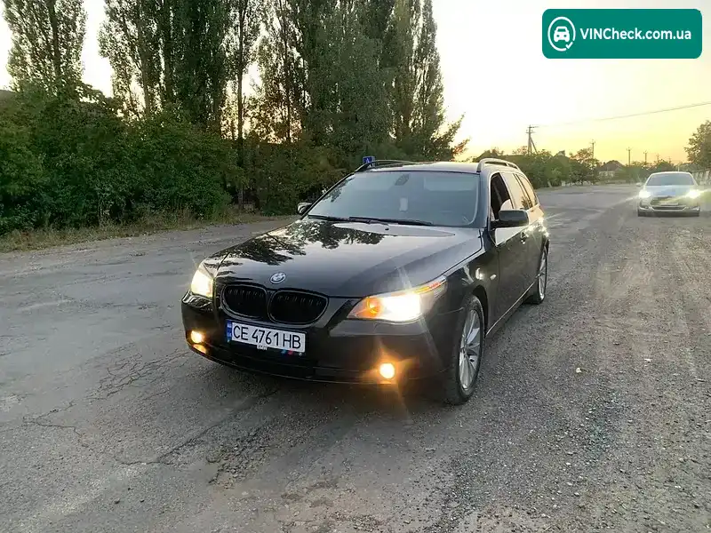 BMW 5 Series 2004, фото з оголошення 2 з 13, VIN WBANJ510X0B426018
