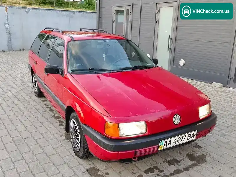 Volkswagen Passat 1992, фото з оголошення 2 з 10, VIN WVWZZZ31ZME261217