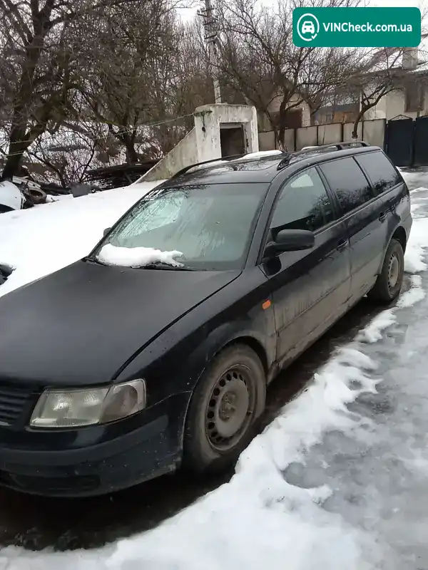 Volkswagen Passat 1997, фото з оголошення 1 з 4, VIN WVWZZZ3BZWE208983