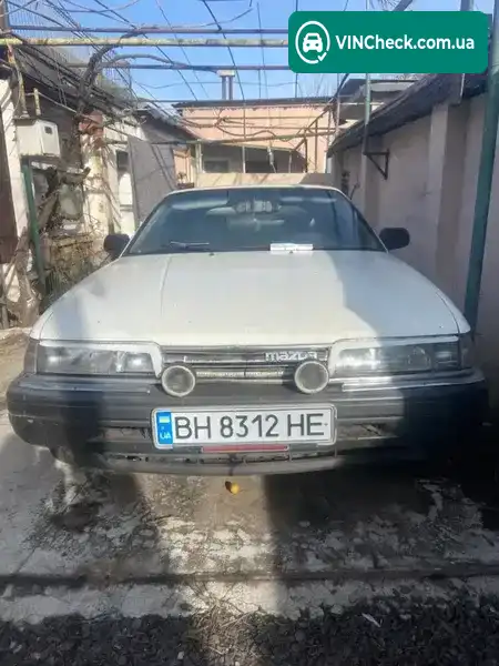 Mazda 626 1987, фото з оголошення 1 з 8, VIN JMZGD141201130889