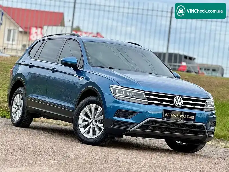 Volkswagen Tiguan 2018, фото з оголошення 1 з 20, VIN 3VV0B7AXXKM053191
