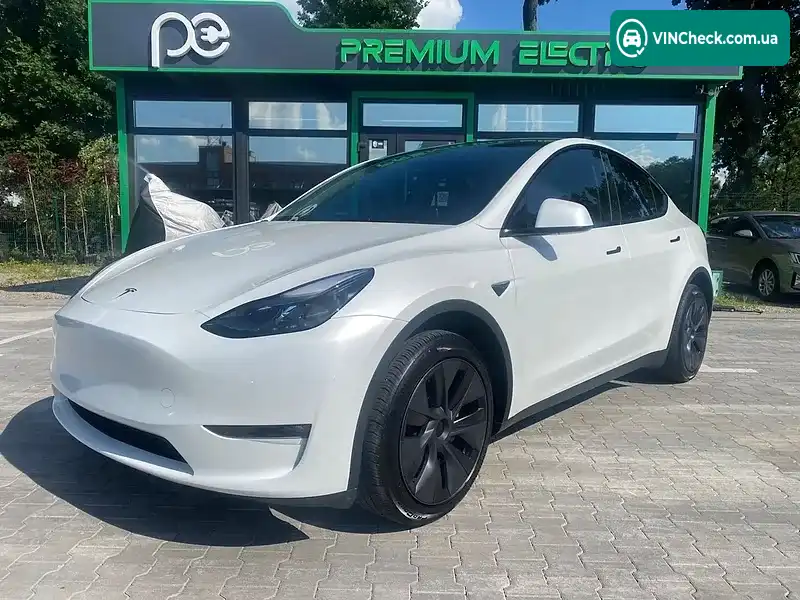 Tesla Model Y 2024, фото з оголошення 1 з 20, VIN 7SAYGDEE3SF255680
