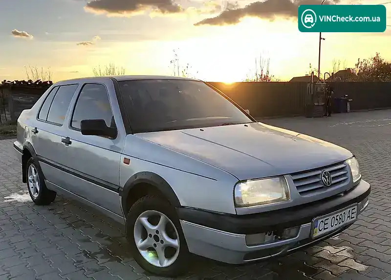 Volkswagen Vento 1996, фото з оголошення 1 з 11, VIN WVWZZZ1HZVW433808