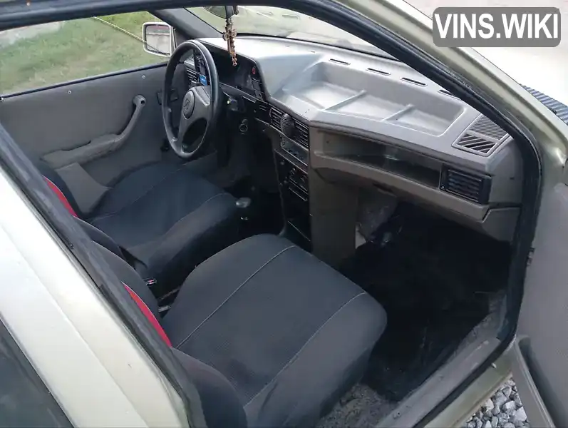Opel Kadett 1989, фото з оголошення 2 з 10, VIN W0L000039K2645410