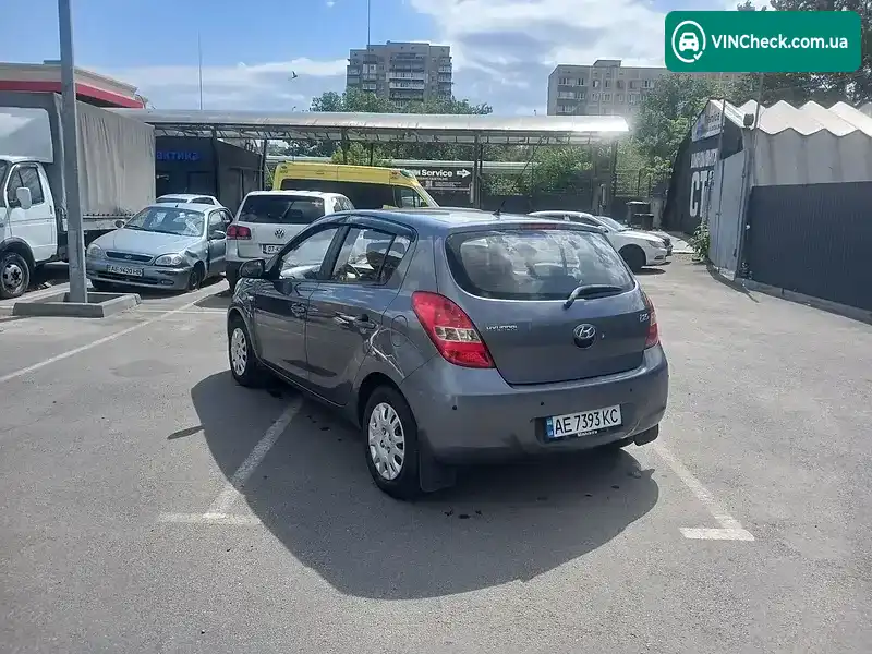 Hyundai i20 2010, фото з оголошення 2 з 11, VIN MALBB51CBBM210182