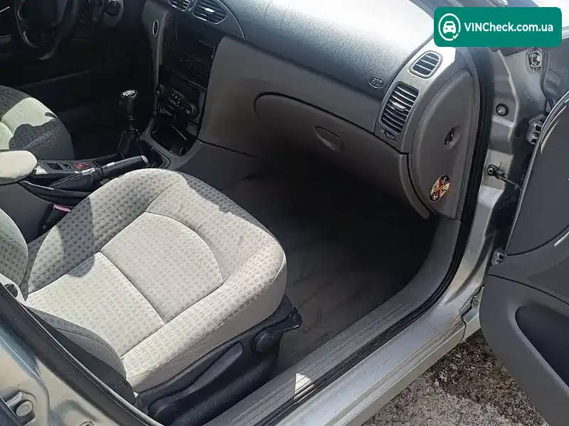 Renault Laguna 2003, фото з оголошення 1 з 16, VIN VF1KG0G0628258592