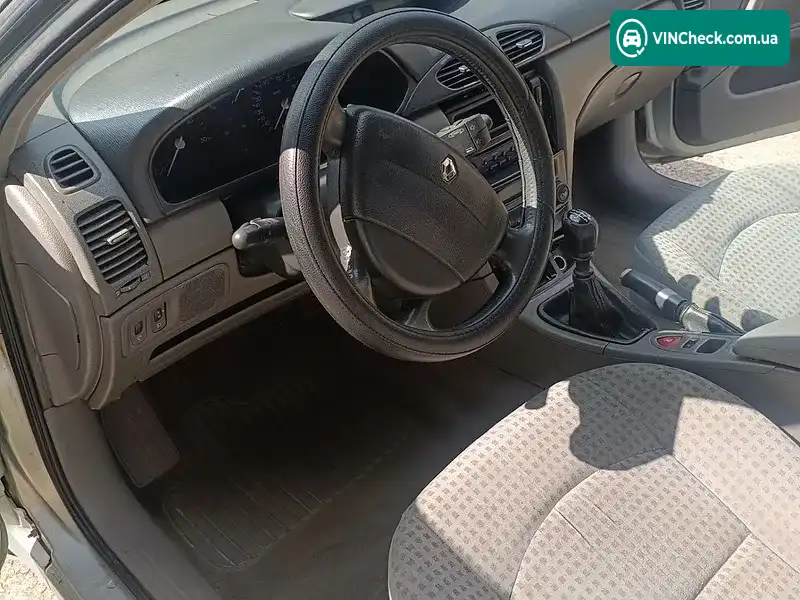 Renault Laguna 2003, фото з оголошення 2 з 16, VIN VF1KG0G0628258592