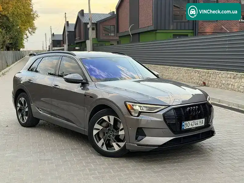 Audi e-tron 2020, фото з оголошення 1 з 20, VIN WA1AAAGE8MB010207