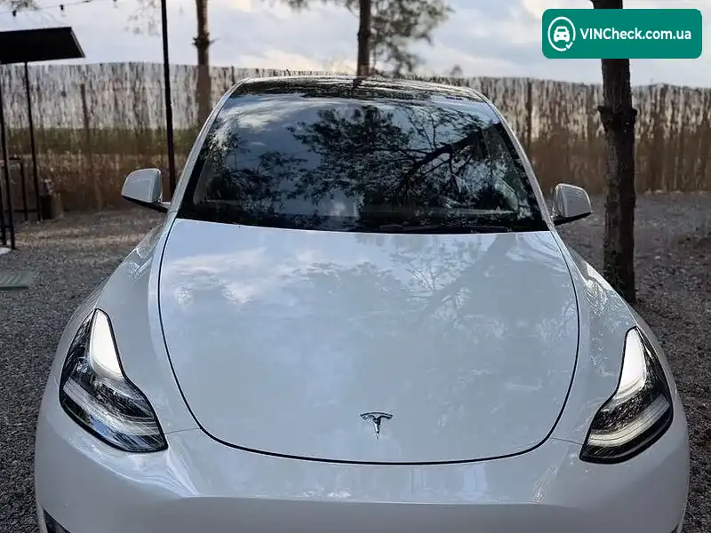 Tesla Model Y 2022, фото з оголошення 2 з 20, VIN 7SAYGDEE4NF369062