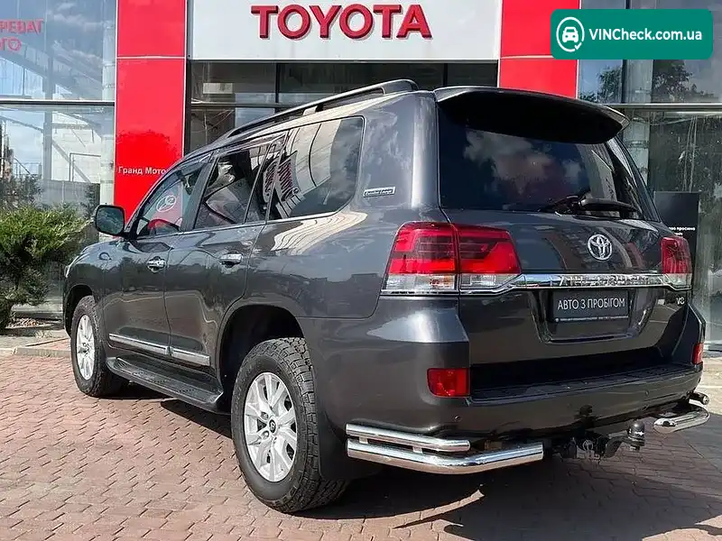 Toyota Land Cruiser 2018, фото з оголошення 2 з 13, VIN JTMCV05JX04247034