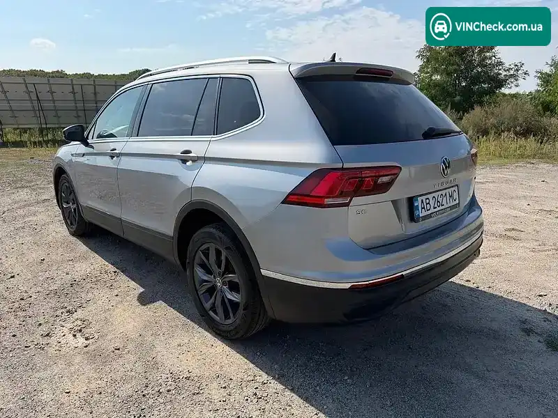 Volkswagen Tiguan 2021, фото з оголошення 2 з 18, VIN 3VV2B7AX9NM014556