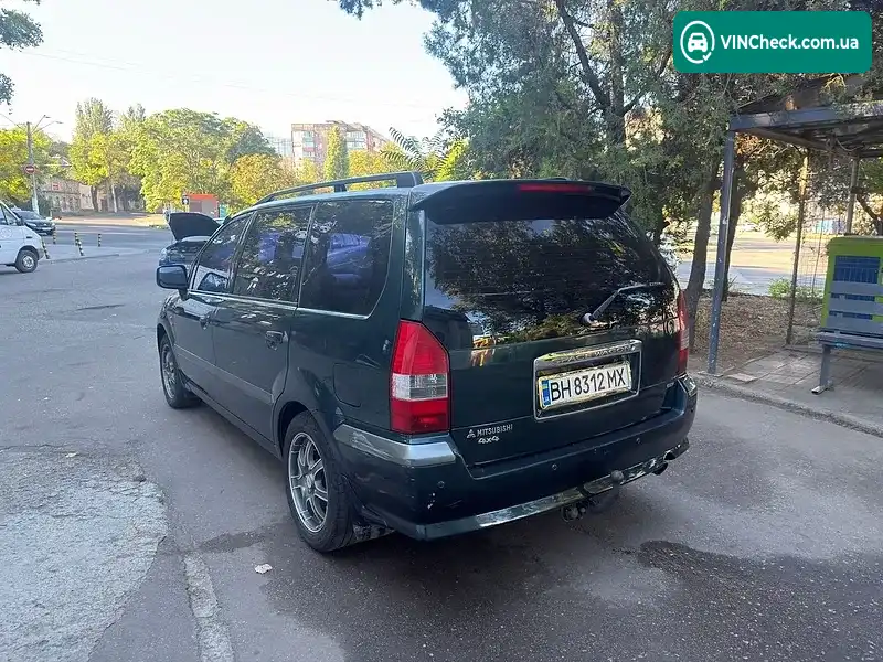 Mitsubishi Space Wagon 2000, фото з оголошення 2 з 15, VIN JMBLNN94WYZ000190