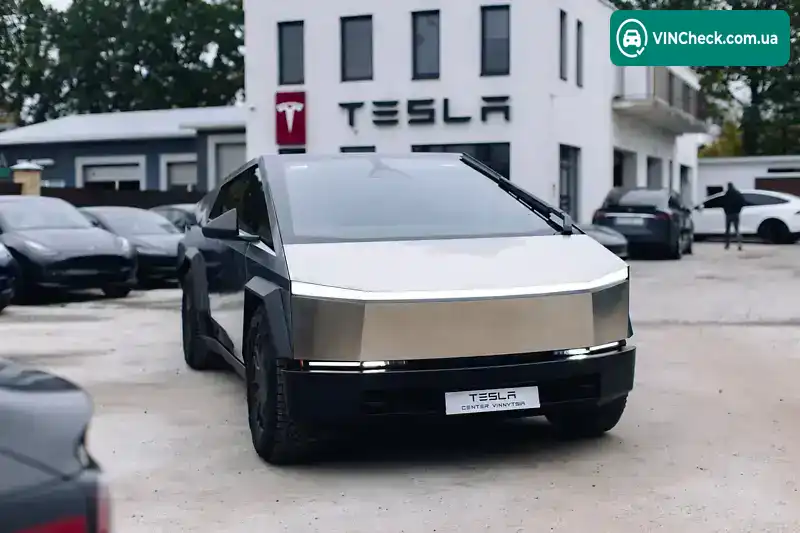 Tesla Cybertruck 2024, фото з оголошення 1 з 20, VIN 7G2CEHED2RA020185