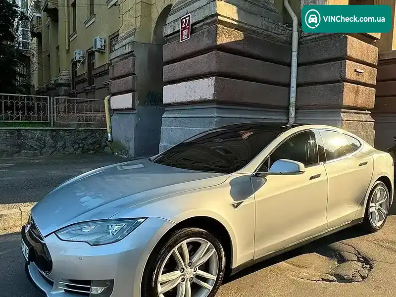 Tesla Model S 2013, фото з оголошення 1 з 20, VIN 5YJSA2CN5DFP22841