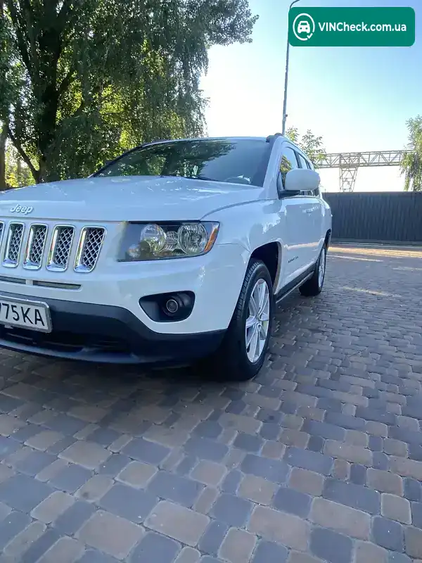 Jeep Compass 2014, фото з оголошення 2 з 20, VIN 1C4NJDAB7ED747380