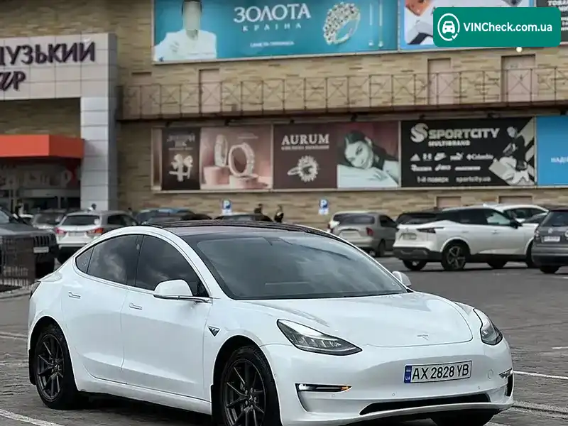 Tesla Model 3 2018, фото з оголошення 2 з 17, VIN 5YJ3E1EB7JF120718