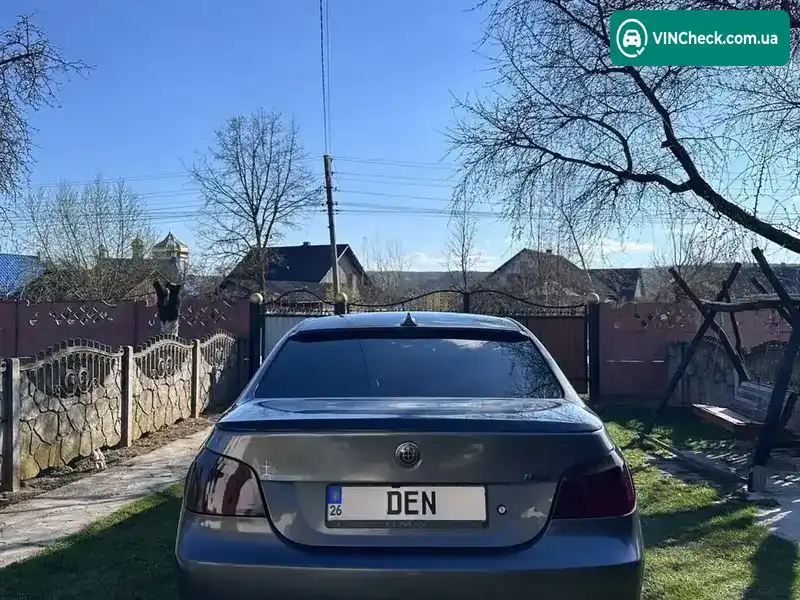 BMW 5 Series 2005, фото з оголошення 2 з 12, VIN WBANC51030CN24649