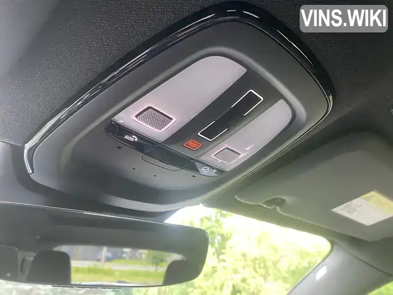 Volvo XC40 2022, фото з оголошення 2 з 21, VIN YV4ED3UL7P2029460