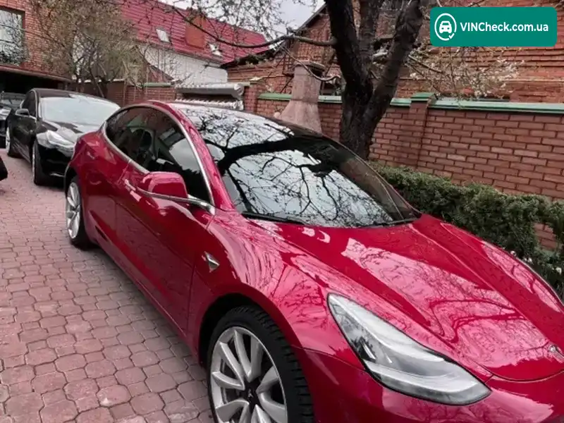 Tesla Model 3 2019, фото з оголошення 1 з 18, VIN 5YJ3E1EA1LF629729