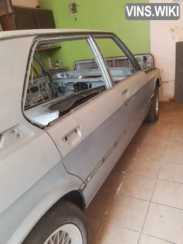 BMW 5 Series 1981, фото з оголошення 2 з 8, VIN WBACH5100B4894480