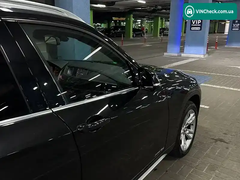 BMW X1 2013, фото з оголошення 2 з 16, VIN WBAVP71040VW33531