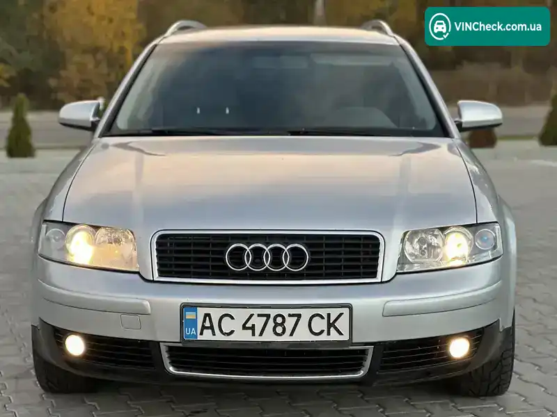 Audi A4 2001, фото з оголошення 2 з 11, VIN WAUZZZ8E02A121736