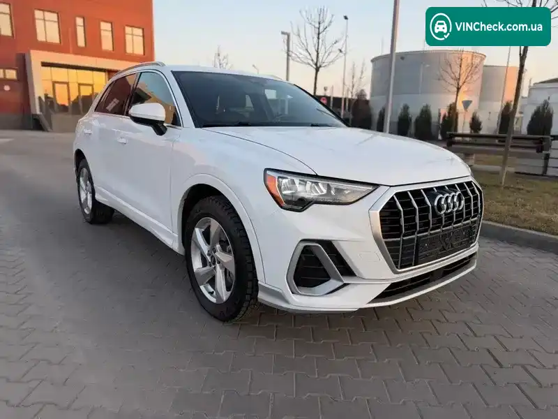 Audi Q3 2021, фото з оголошення 1 з 20, VIN WA1AUCF31M1089938