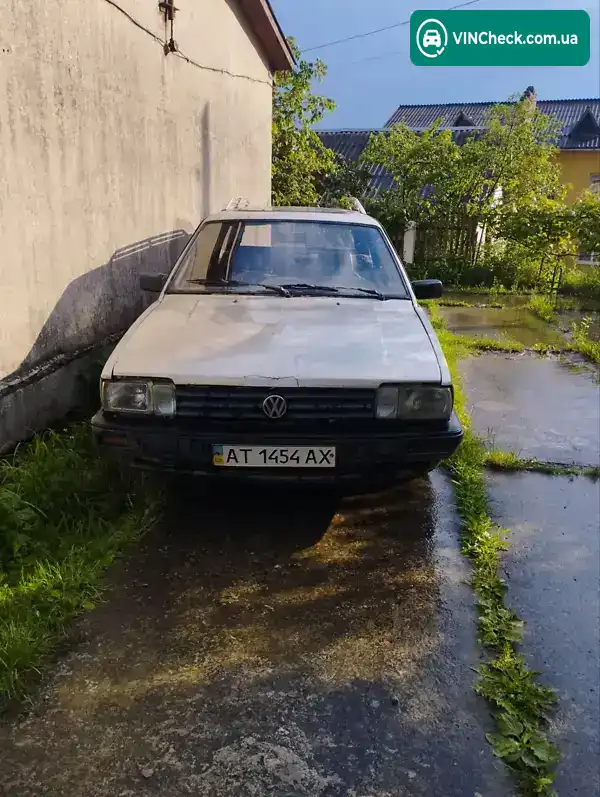 Volkswagen Passat 1988, фото з оголошення 1 з 4, VIN WVWZZZ33ZJE039511