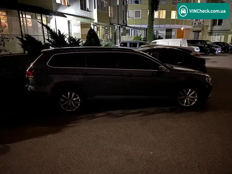 Volkswagen Passat 2016, фото з оголошення 2 з 6, VIN WVWZZZ3CZGE166424