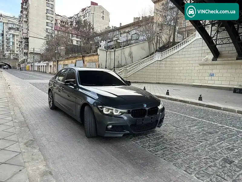 BMW 3 Series 2012, фото з оголошення 1 з 14, VIN WBA3B3C58DF145948